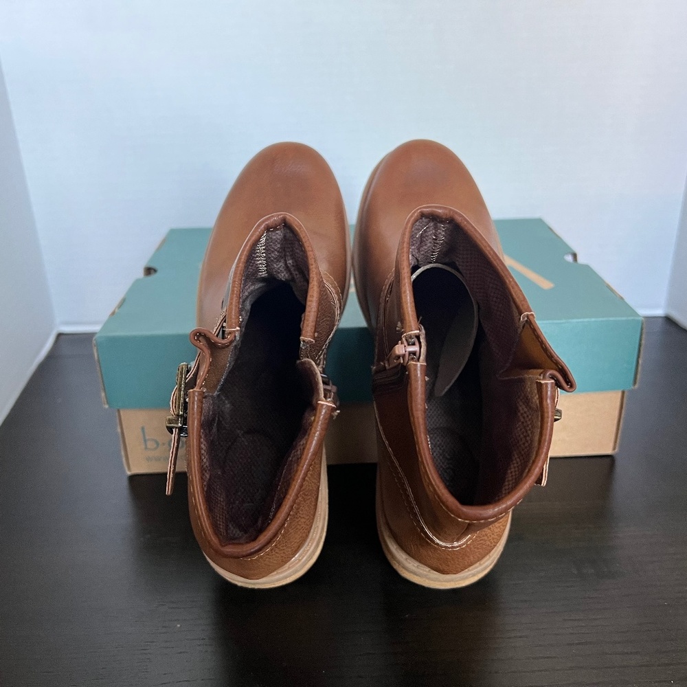 b.o.c. | Brown Mini Lug Ankle Boots | NIB - Picture 5 of 7